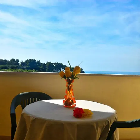 Touring 3* Rodi Garganico